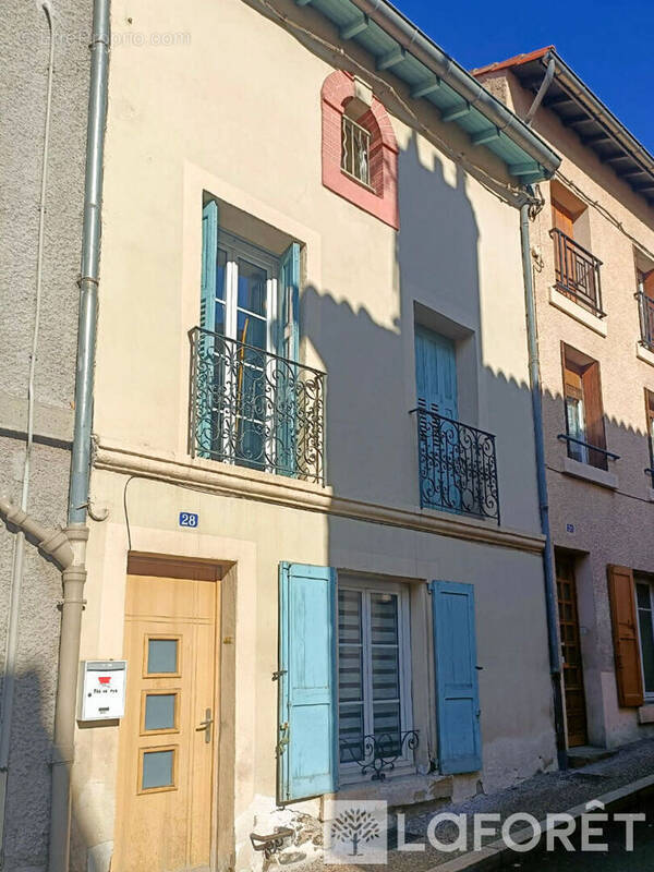 Maison à AIGUILHE