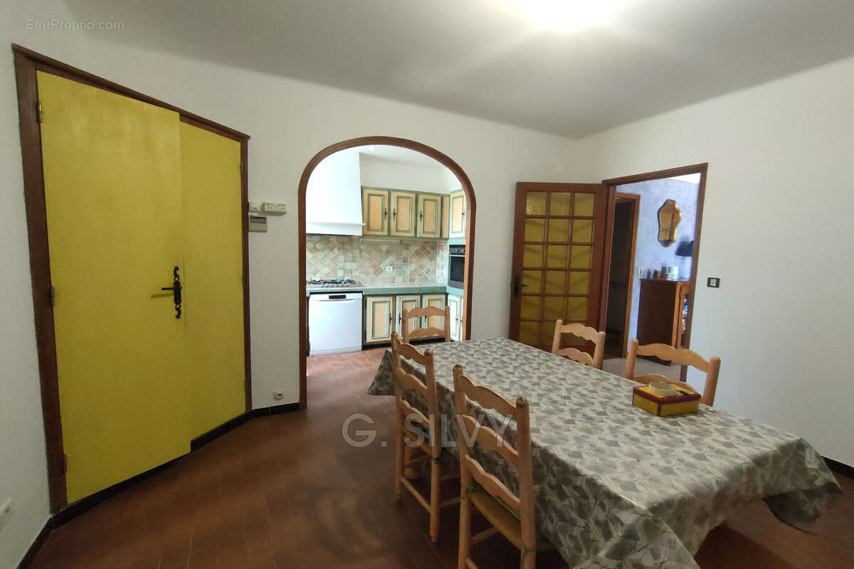 Maison à ORANGE
