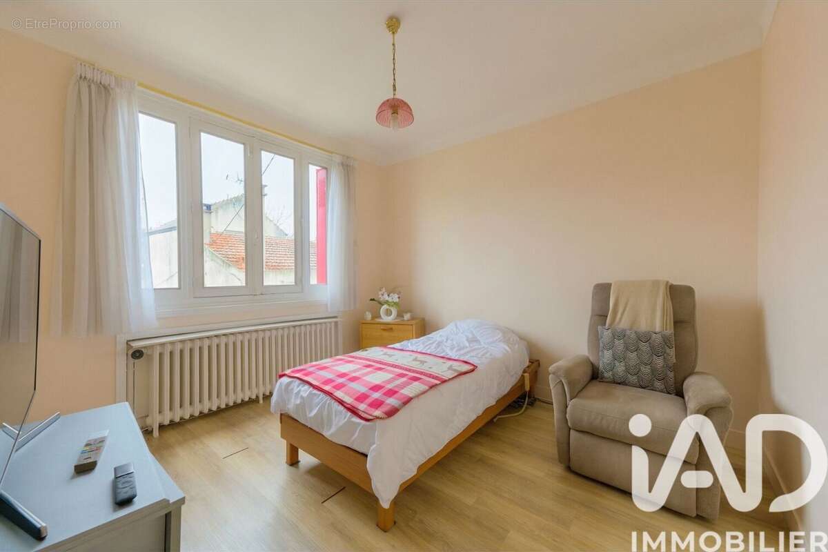 Photo 8 - Maison à VILLEJUIF