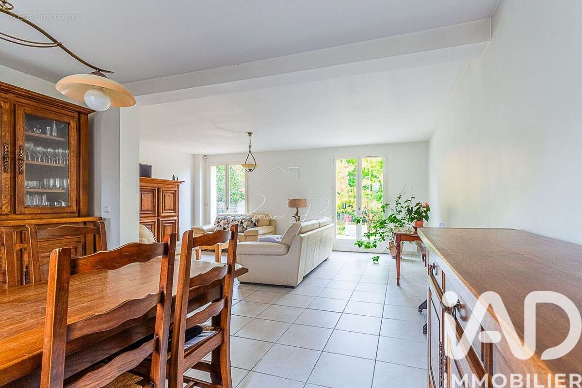 Photo 3 - Maison à MONTLIGNON