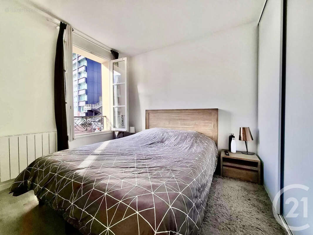 Appartement à CLICHY