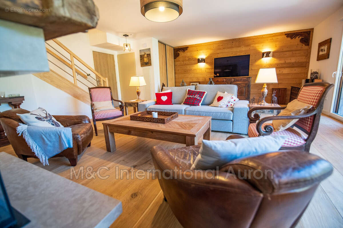 Appartement à SAINT-ETIENNE-DE-TINEE