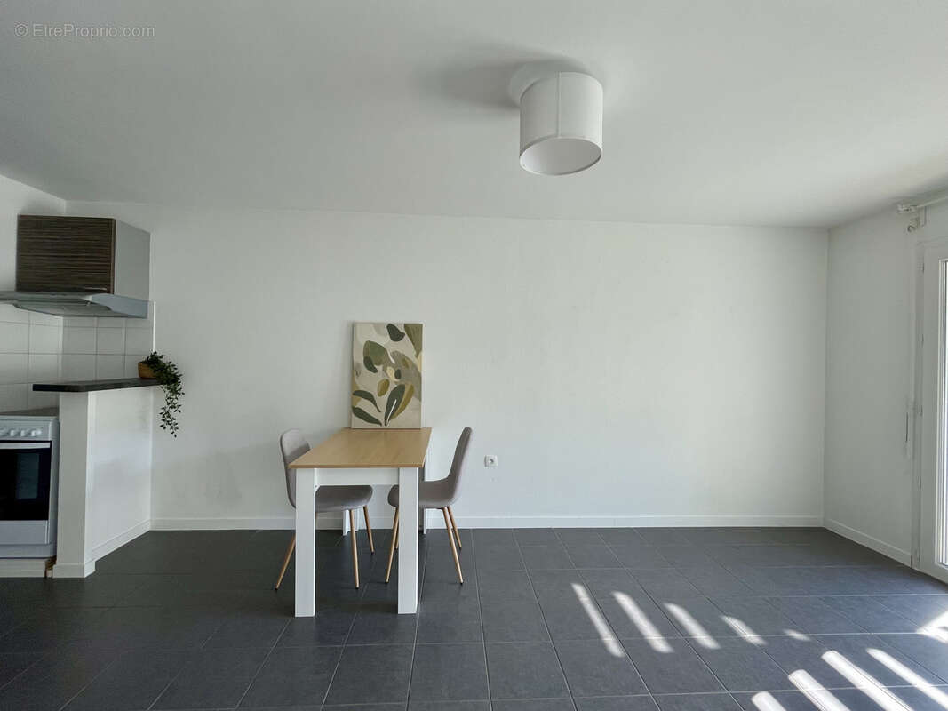 Appartement 2 pieces 42m2 avec terrasse et parking - photo 4
