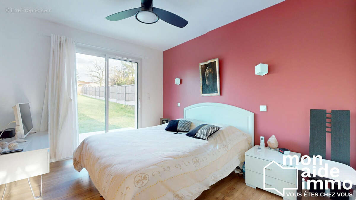 Maison à CAMBLANES-ET-MEYNAC