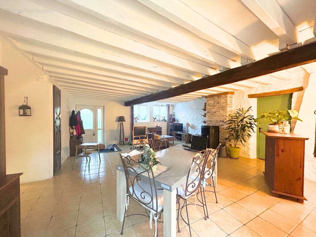 Maison à DORMANS