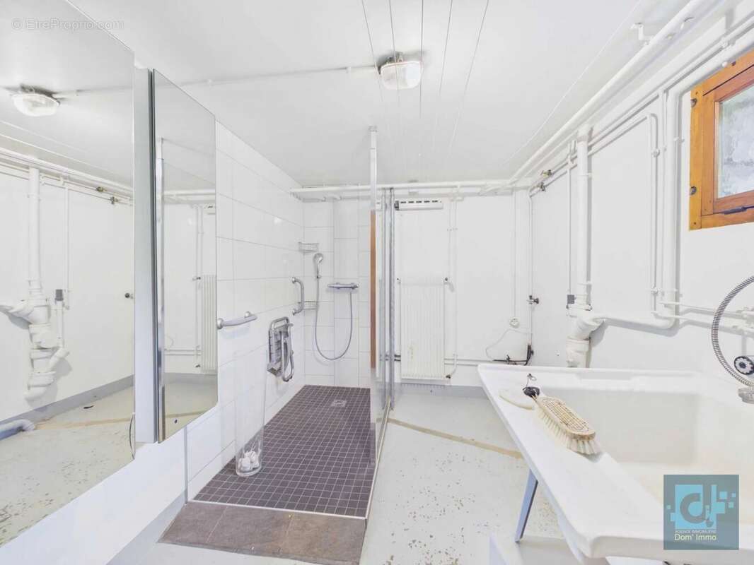 En exclusivité, élégance et caractère pour cette maison familiale - photo 18
