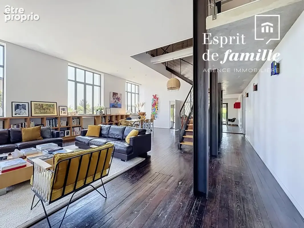 Limonest, loft 270m2 jardin 2000m2 - photo 4