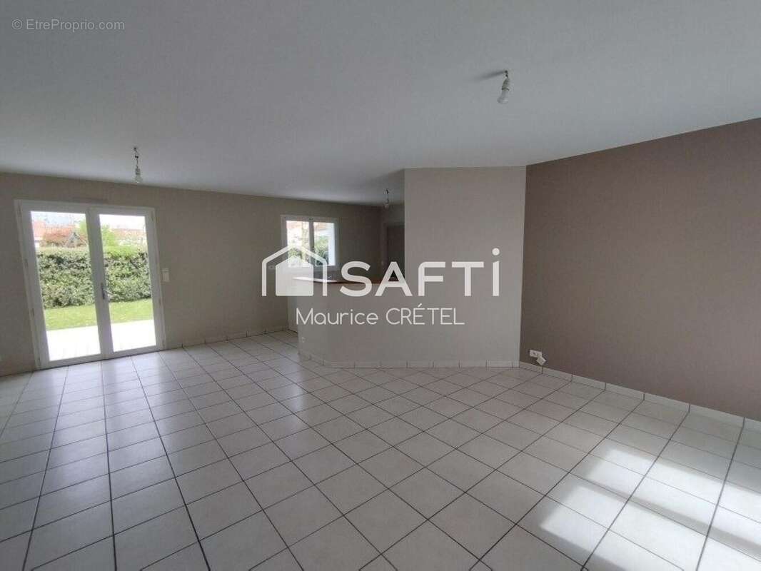 Photo 3 - Maison à VENDRENNES