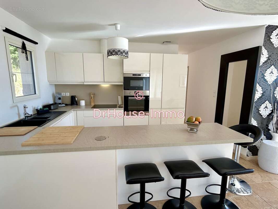 Maison à LE CANNET-DES-MAURES