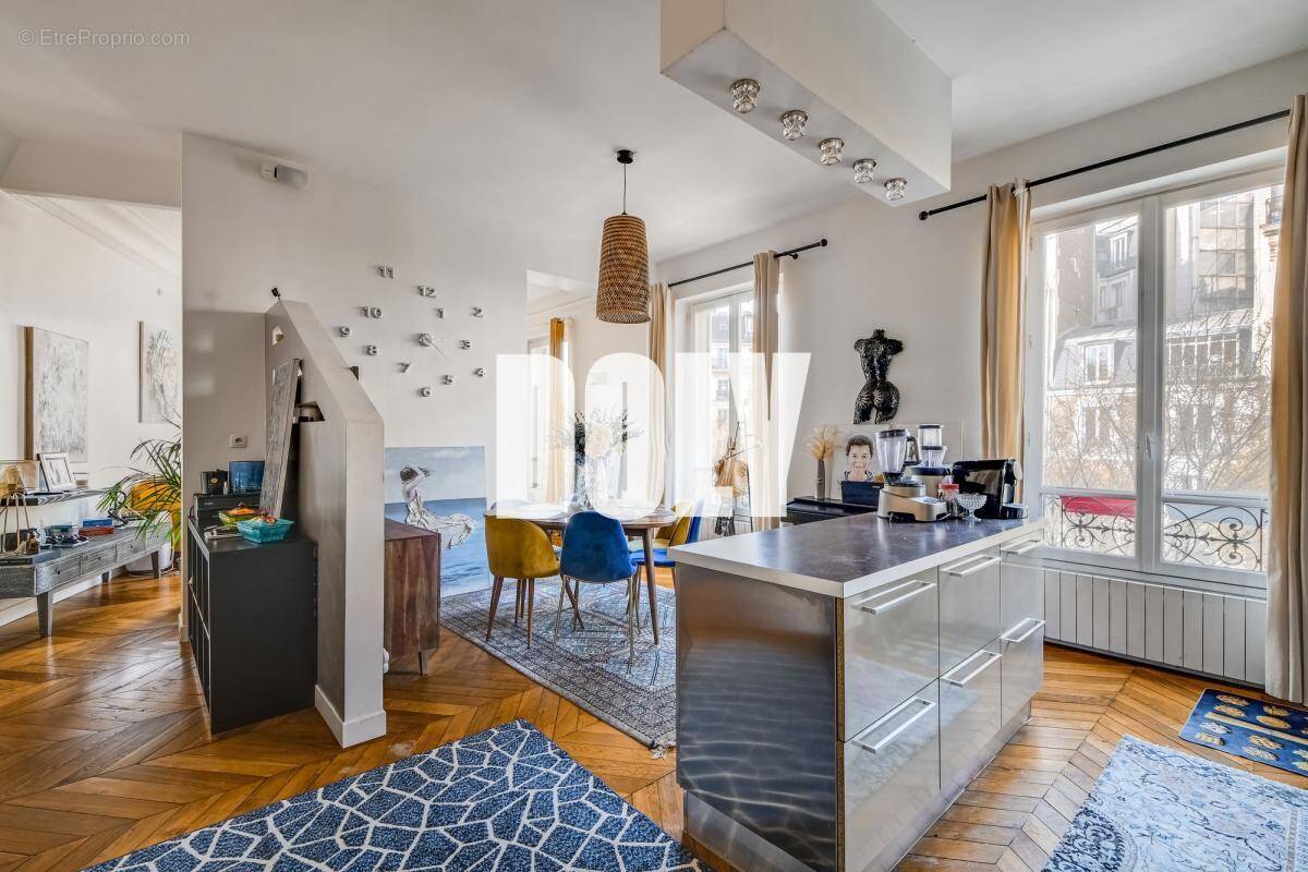 Appartement à LEVALLOIS-PERRET