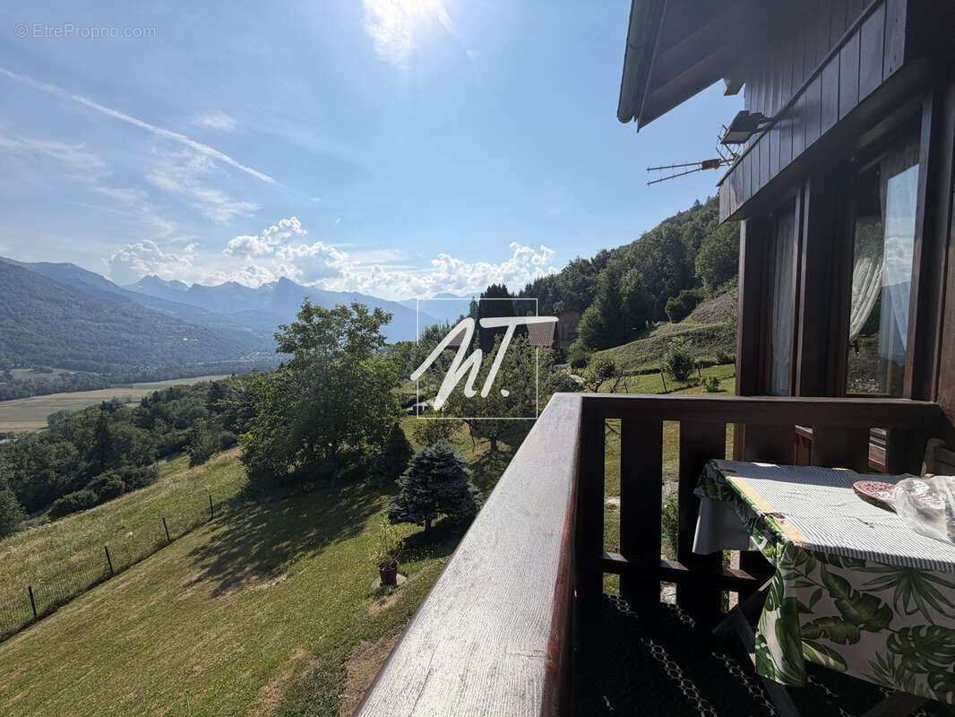 Maison d'architecte sur les hauteurs de la Rivière-Enverse - photo 5