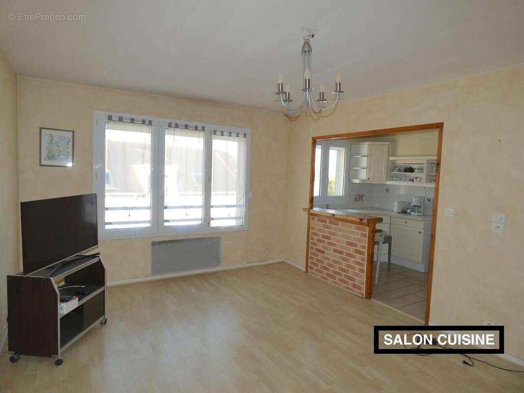 Appartement à MOISSY-CRAMAYEL