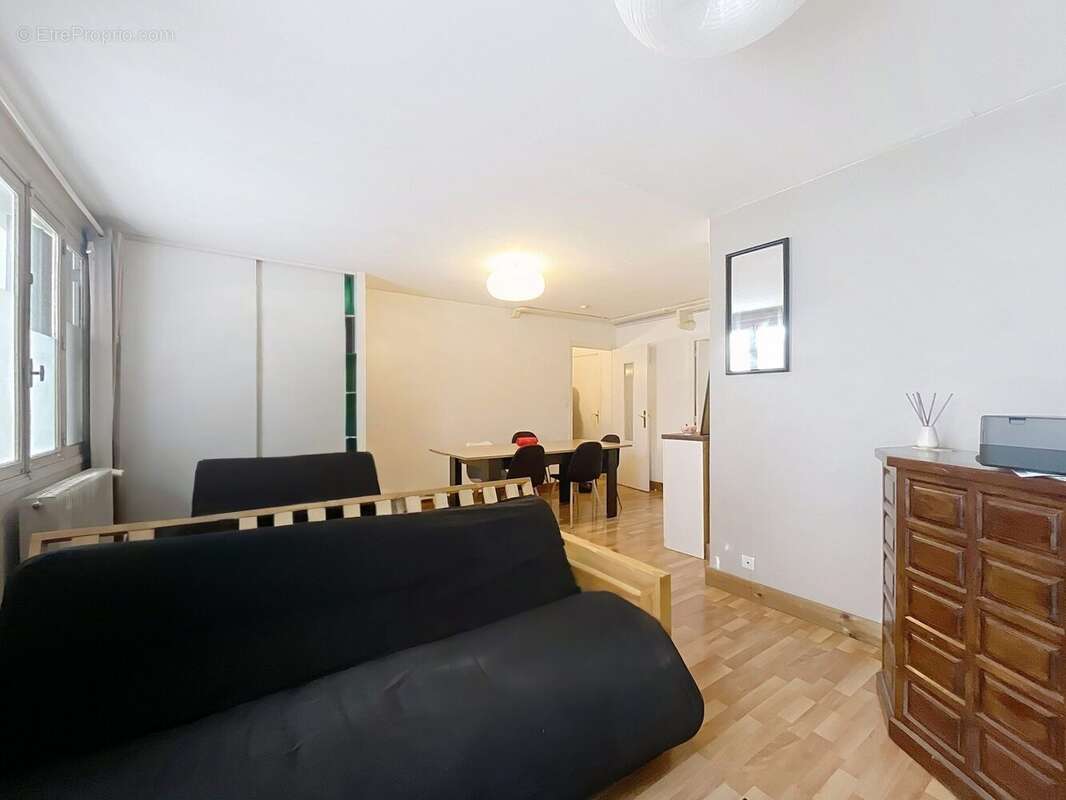 Appartement à SAINT-MARTIN-D'HERES