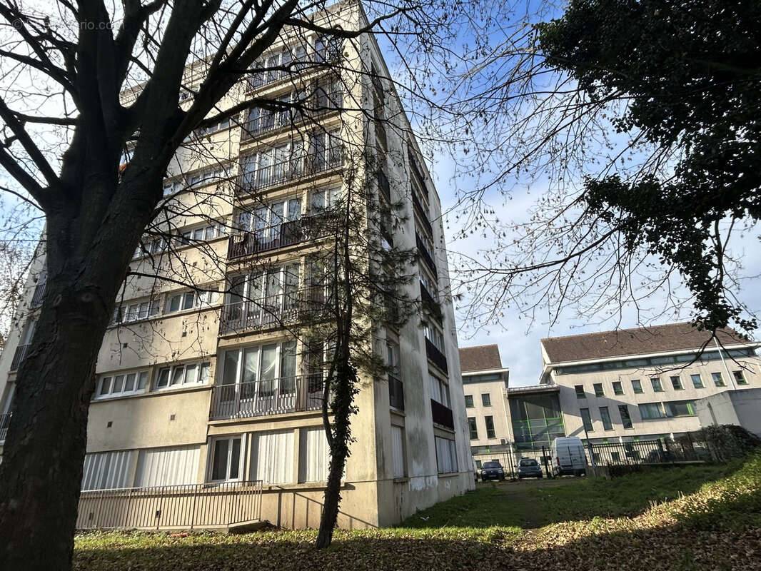 Appartement F1 Villiers le bel centre ville - photo 4