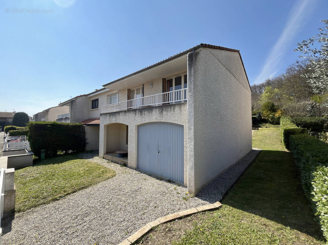 Maison à BEAUVALLON