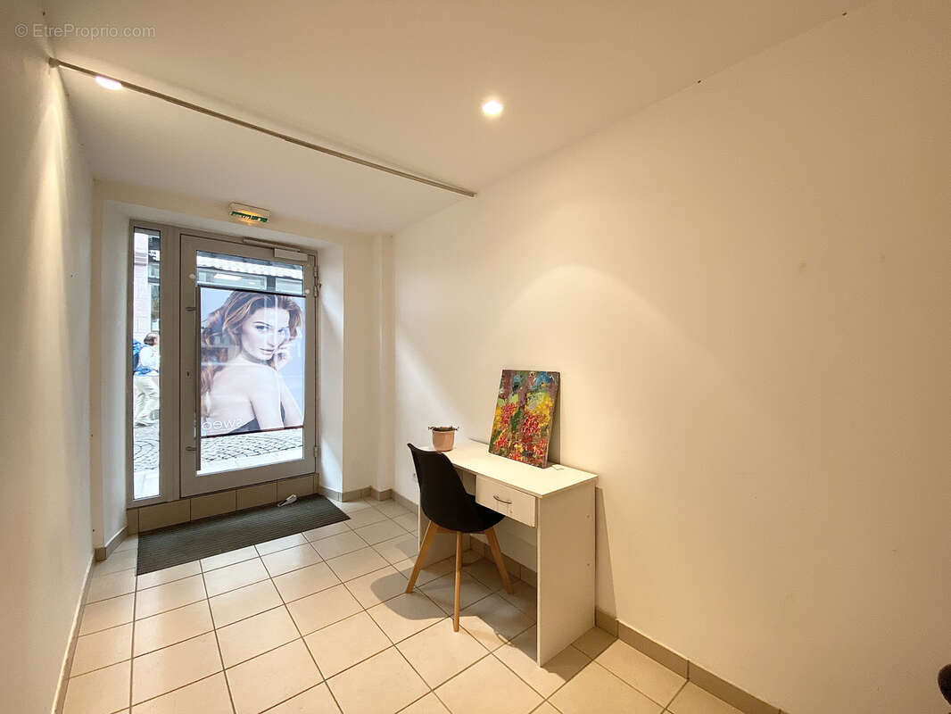 Commerce à SAINT-JEAN-PIED-DE-PORT