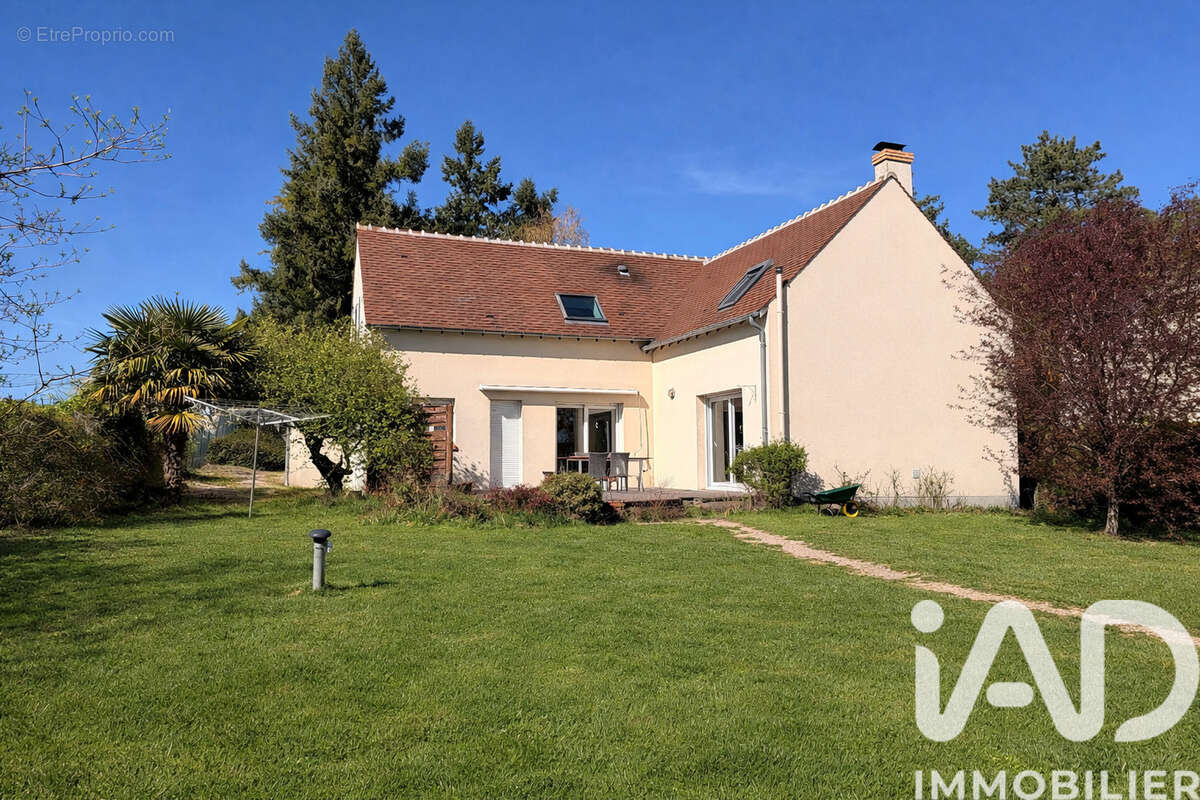 Photo 2 - Maison à SAINT-AY