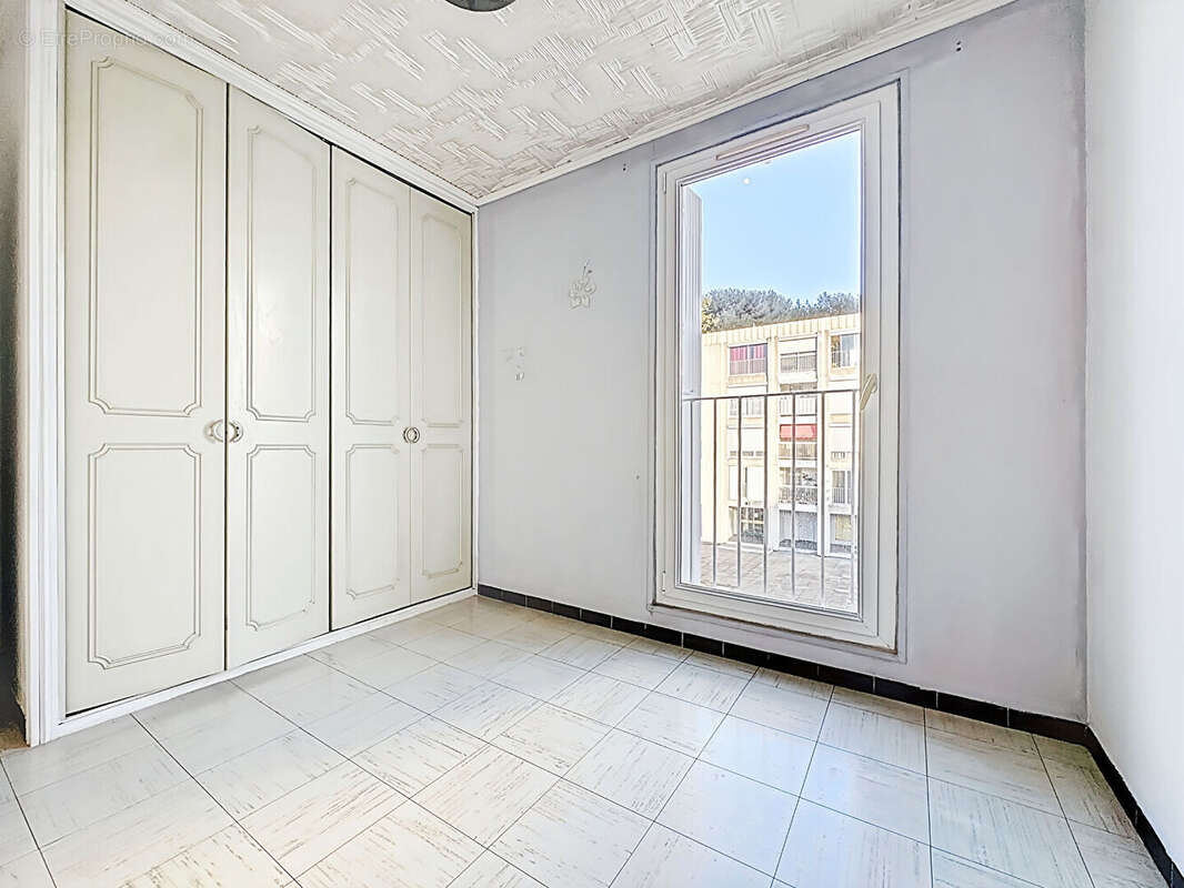Appartement à MARSEILLE-13E