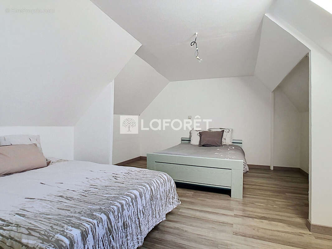 Maison Mohon 5 pièce(s) 147 m2 - photo 6