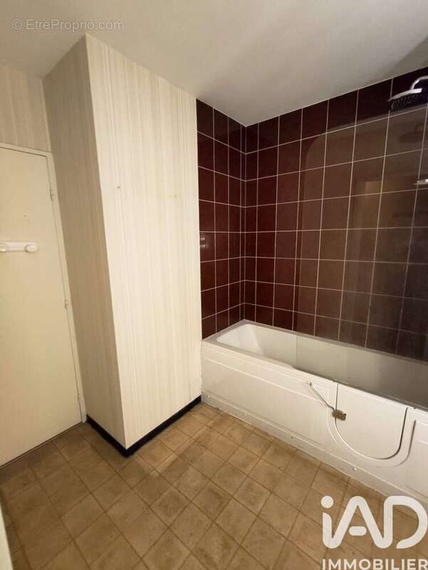 Photo 2 - Appartement à ROANNE