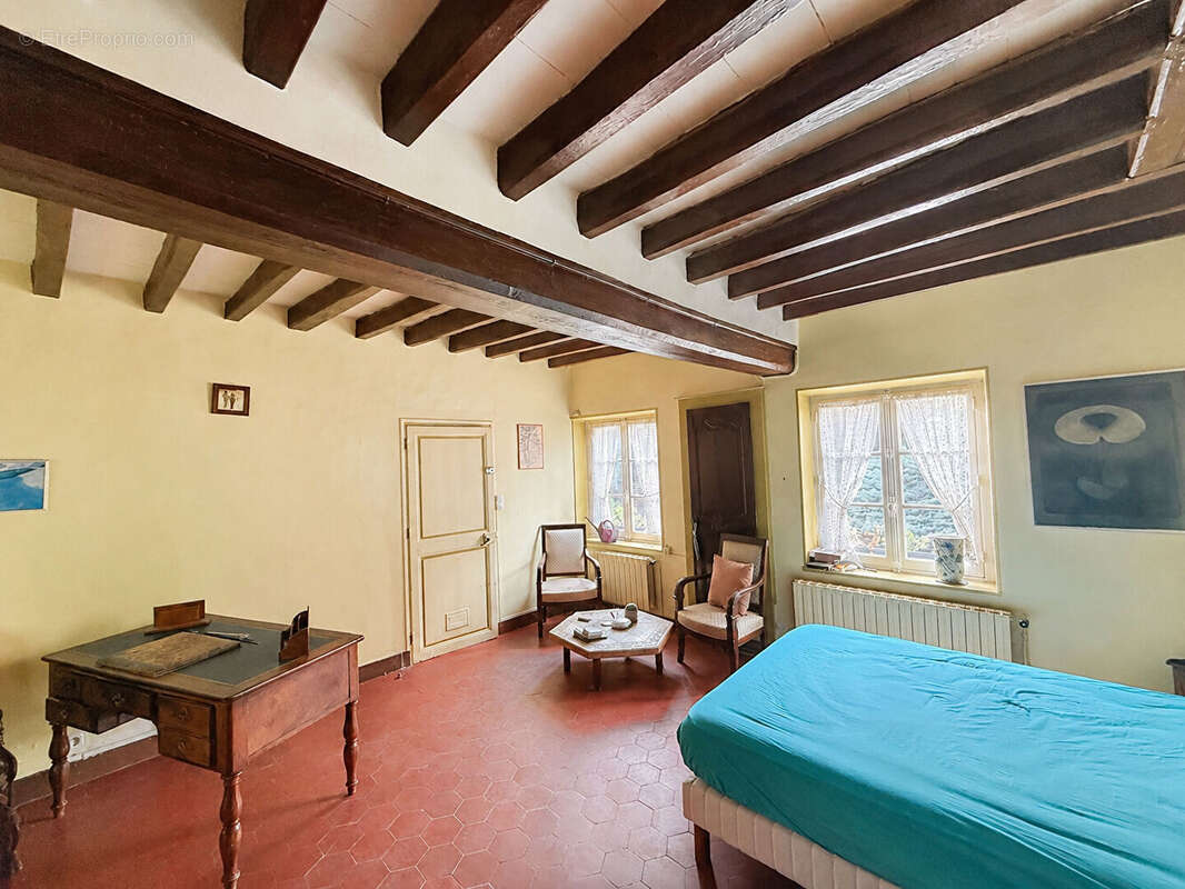 Maison de caractère et seconde maison indépendante - La Madeleine de Nonancourt 7 pièce(s) 142 m² - photo 4