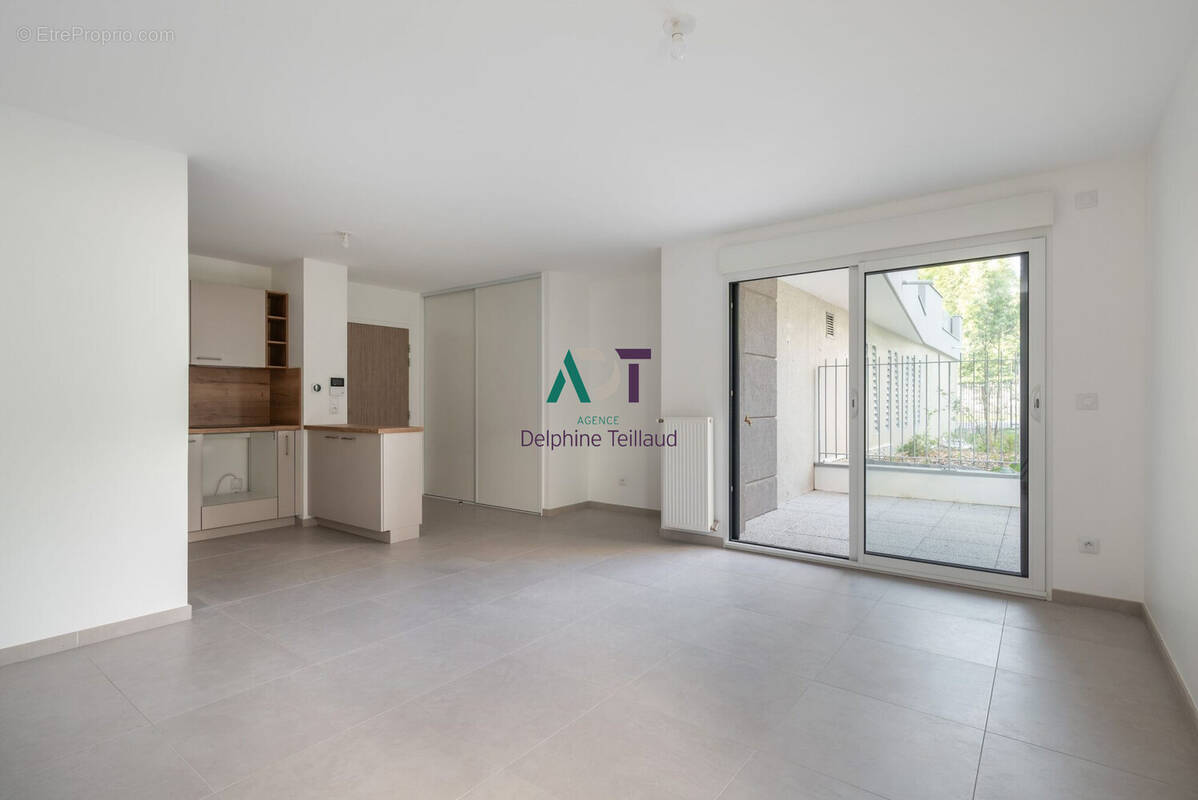 Appartement à MEYLAN