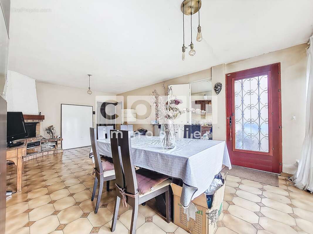 Maison à GENNEVILLIERS