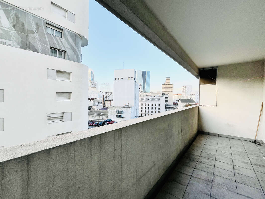 Appartement à MARSEILLE-3E