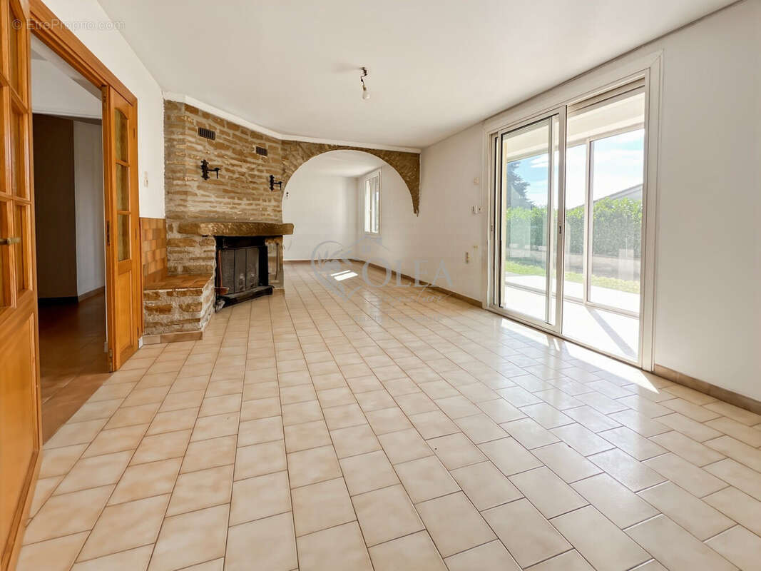 Séjour - Maison à SAINT-QUENTIN-LA-POTERIE