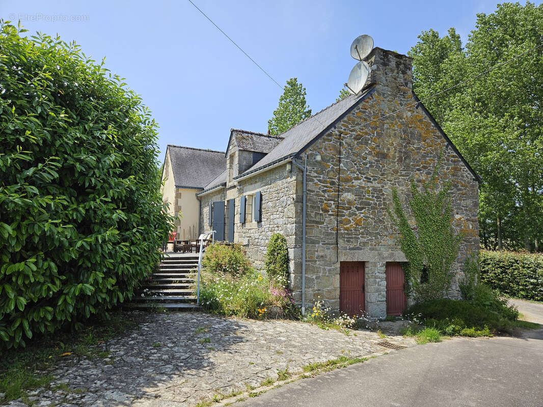 Maison à CLEGUEREC
