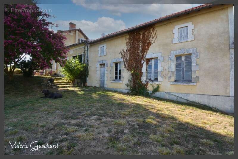 Maison à LE PIZOU