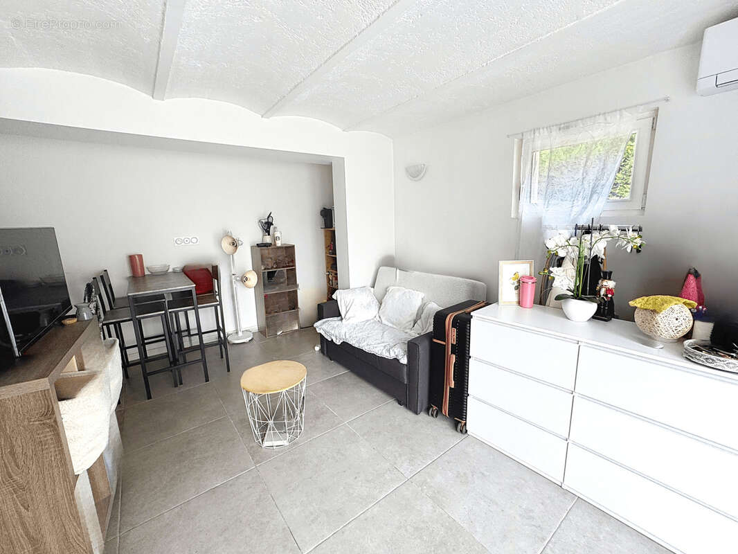 Appartement à SAINT-MARTIN-D'HERES