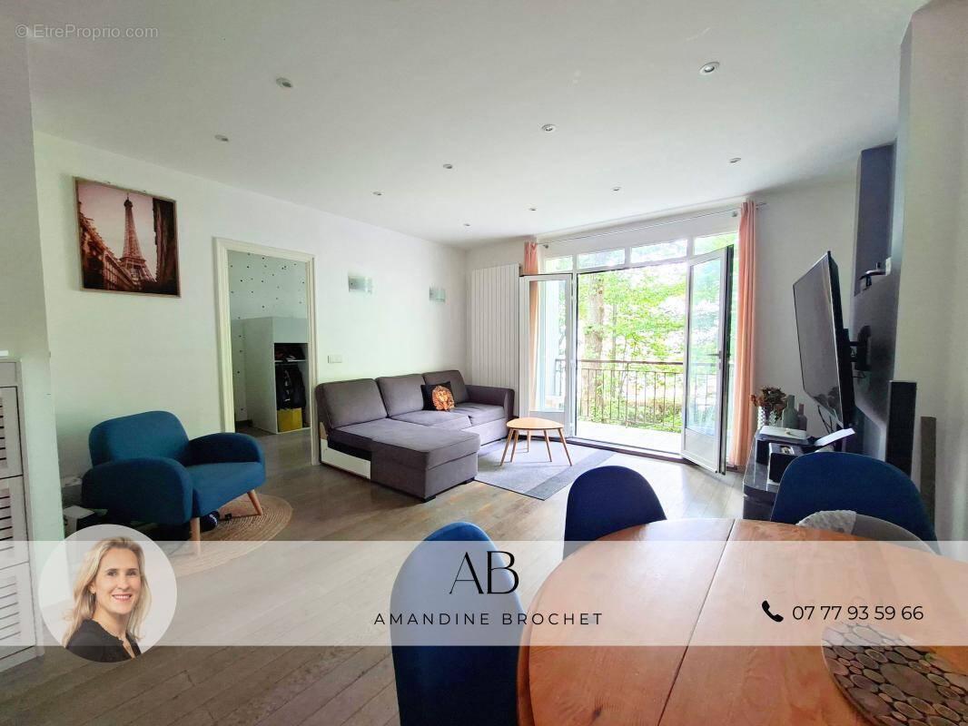 Appartement à VERSAILLES