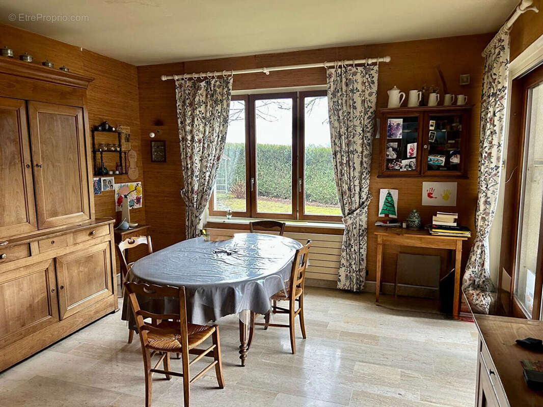 Maison à MADONNE-ET-LAMEREY