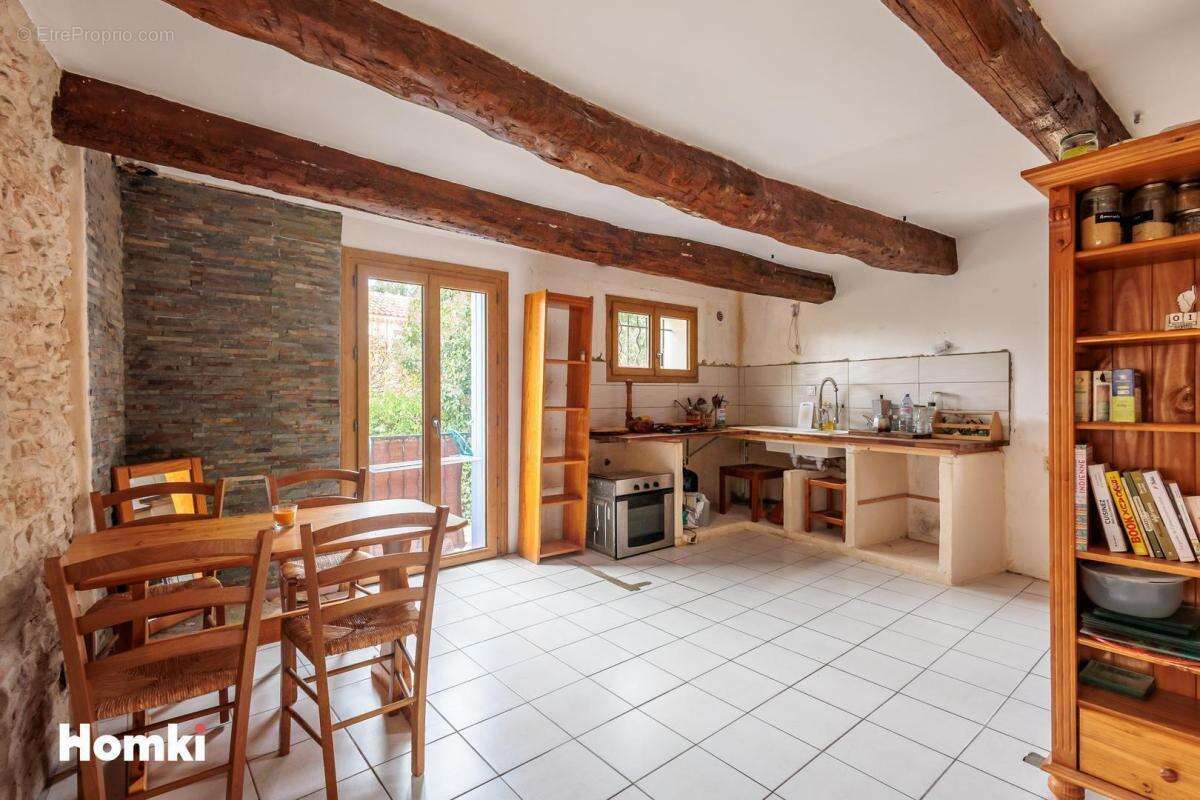 Maison à VILLES-SUR-AUZON