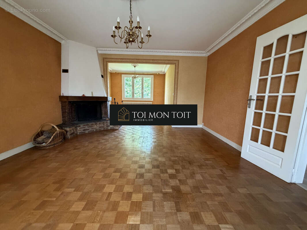 Maison 153 m² à Le Thillay  - photo 3