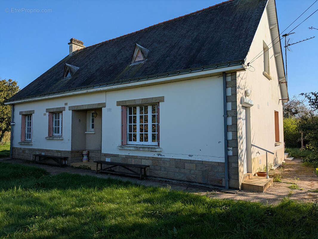 Maison à NIVILLAC