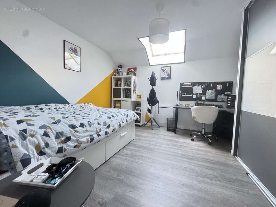 Maison 190 m² à Durdat-Larequille  - photo 6