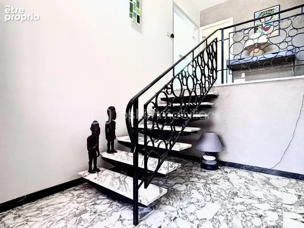 villa d'esthétique années 70 authentique et de haute qualité - photo 6