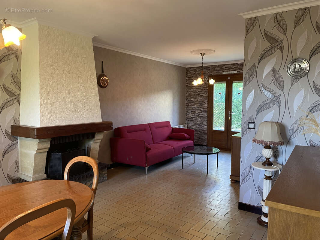 Maison à LA JARRIE