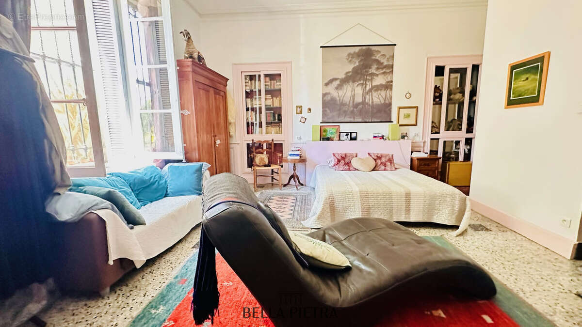 Maison 240 m² à Aubord  - photo 420