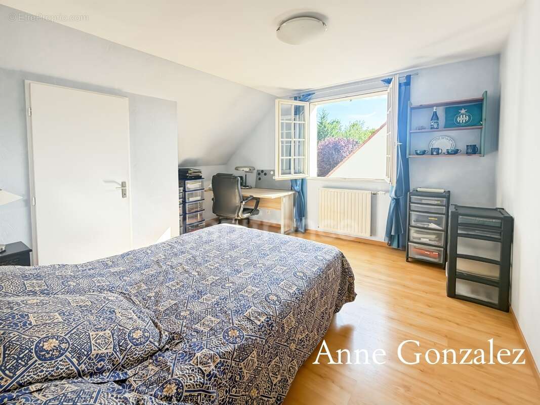 Saint Jean le Blanc, à 5 minutes d'Orleans dans un secteur privilégié etcherché à vendre grande maison familiale de 235 m2, 5 ch - photo 16