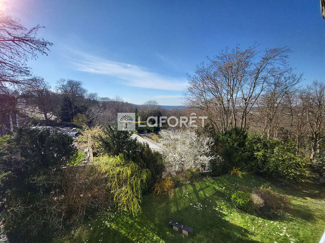 Appartement à RUEIL-MALMAISON