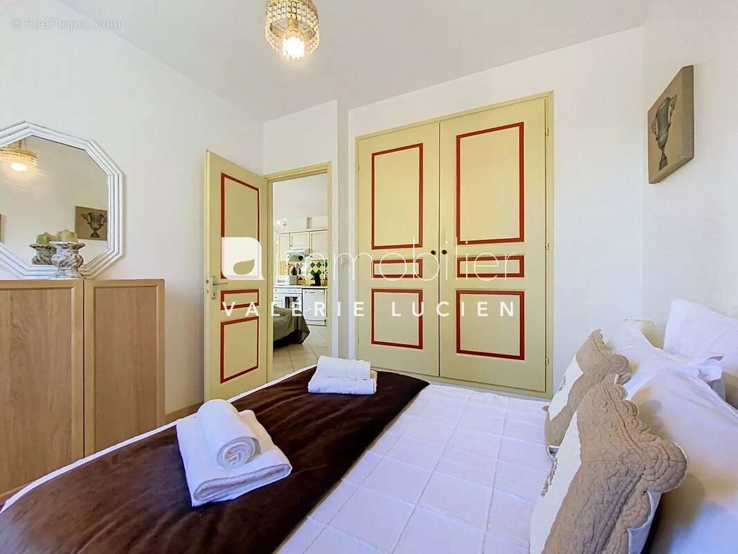 Appartement lumineux avec vue sur la piscine dans une résidence sécurisée - photo 9