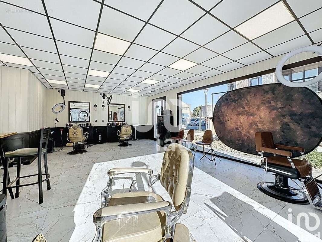 Photo 2 - Commerce à L&#039;ISLE-SUR-LA-SORGUE