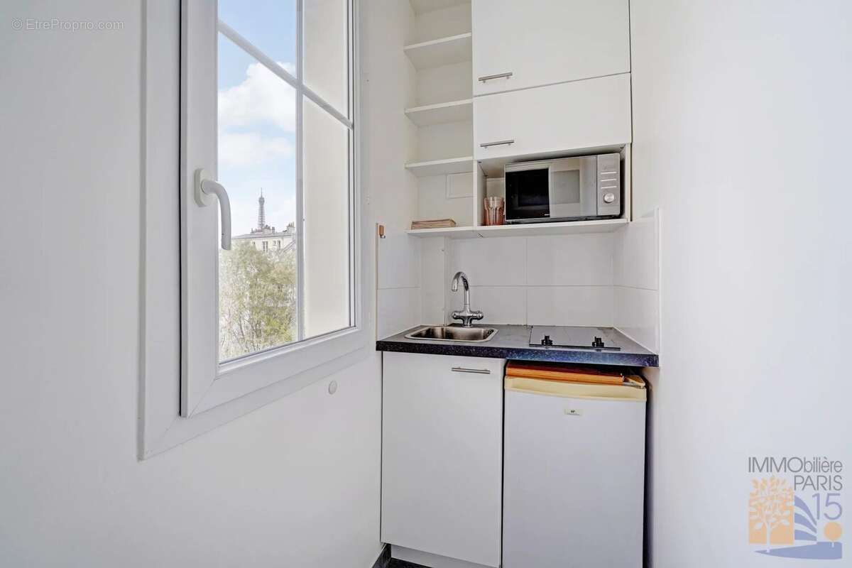 Appartement à PARIS-15E