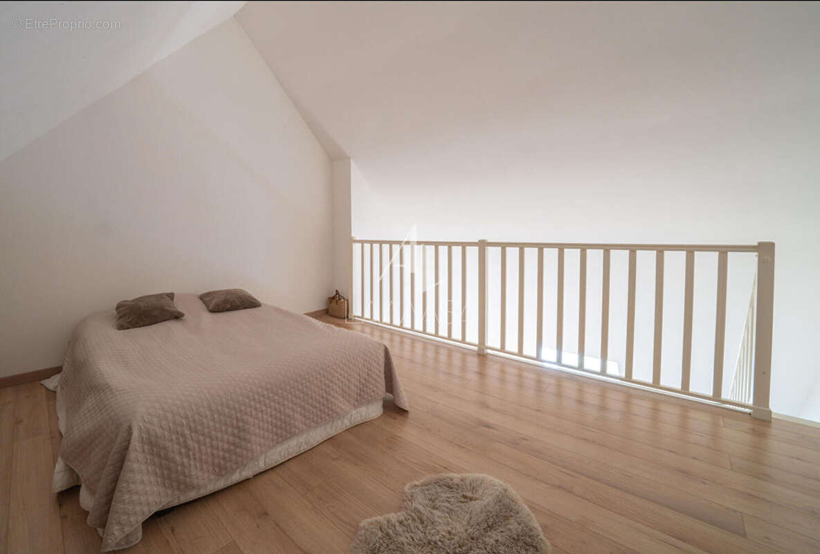 Maison à THORIGNY-SUR-MARNE