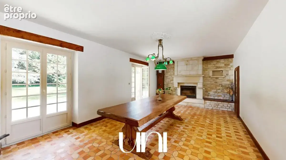 Maison 8 pièces de 232 m2 avec dépendances - SAINT ANDRE SUR ORNE - photo 12