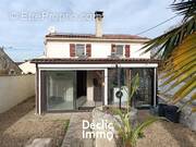 Maison à SAINT-SULPICE-D&#039;ARNOULT