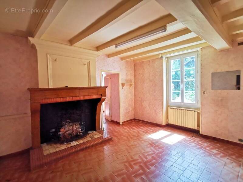 Maison à SAINT-SULPICE-DE-COGNAC